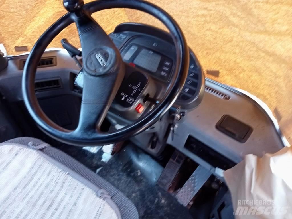 Komatsu WA500-3 輪胎式裝載機
