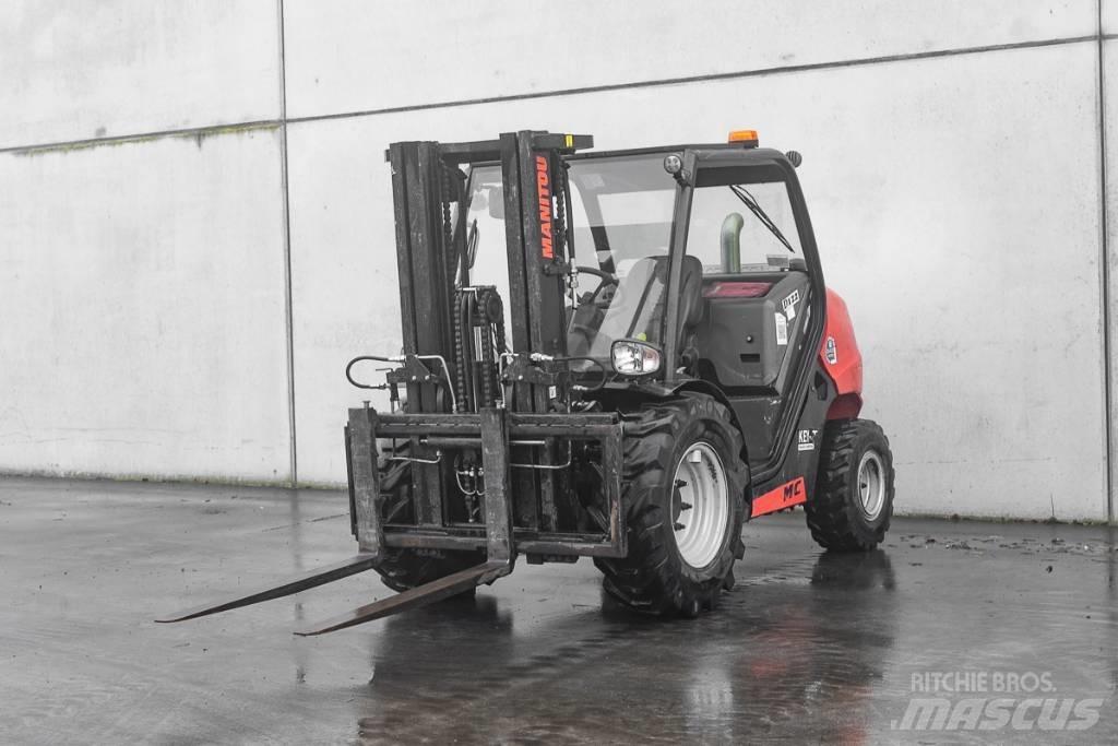 Manitou MC 30-4 D 柴油卡車