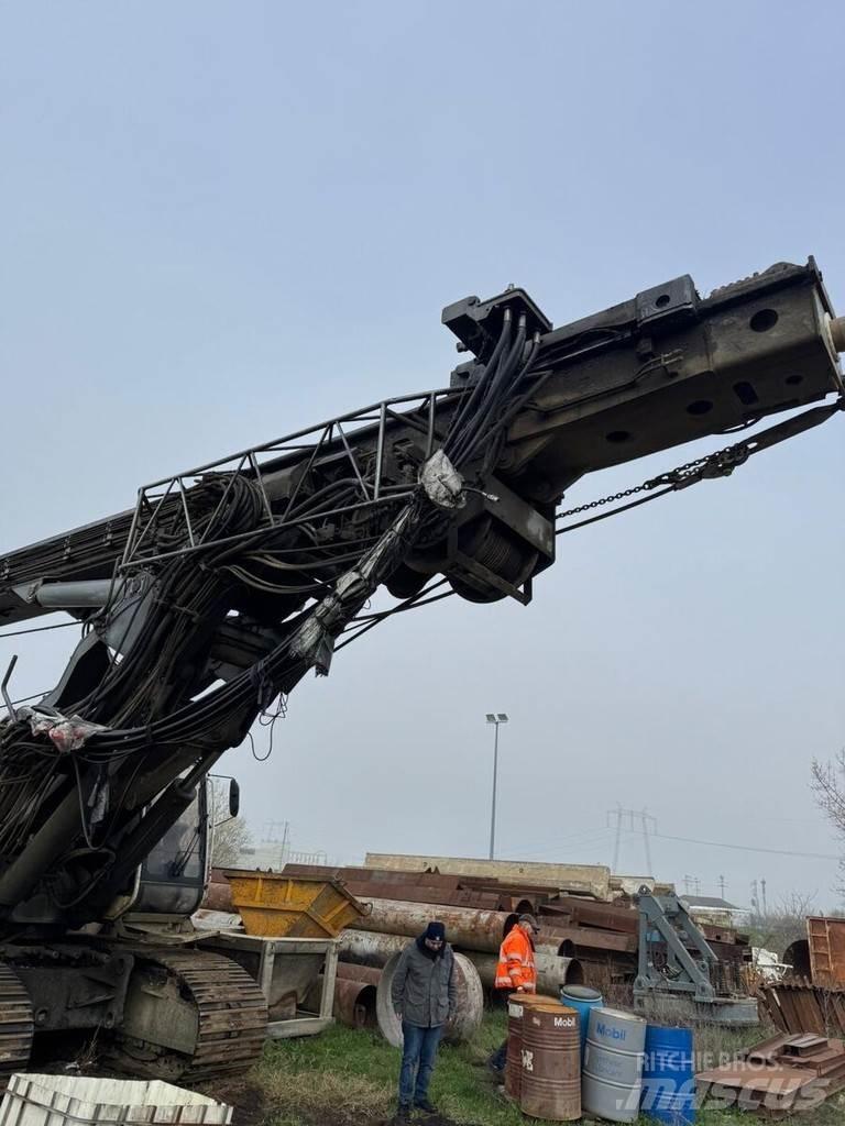 Liebherr LB 28 重型鑽孔機