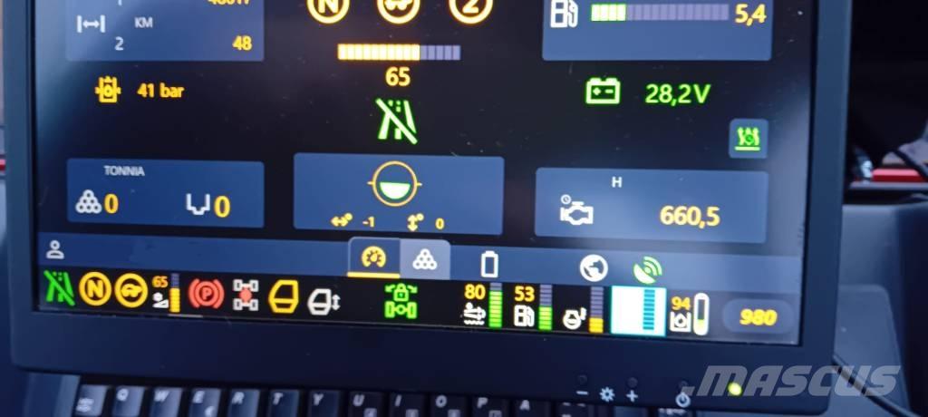 Komatsu 845 集運機