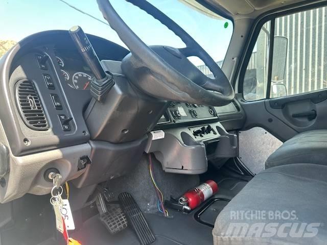 Freightliner M2 救援車