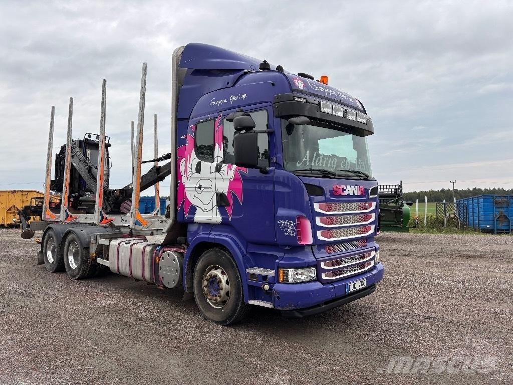Scania 560. 6x4 木材貨車