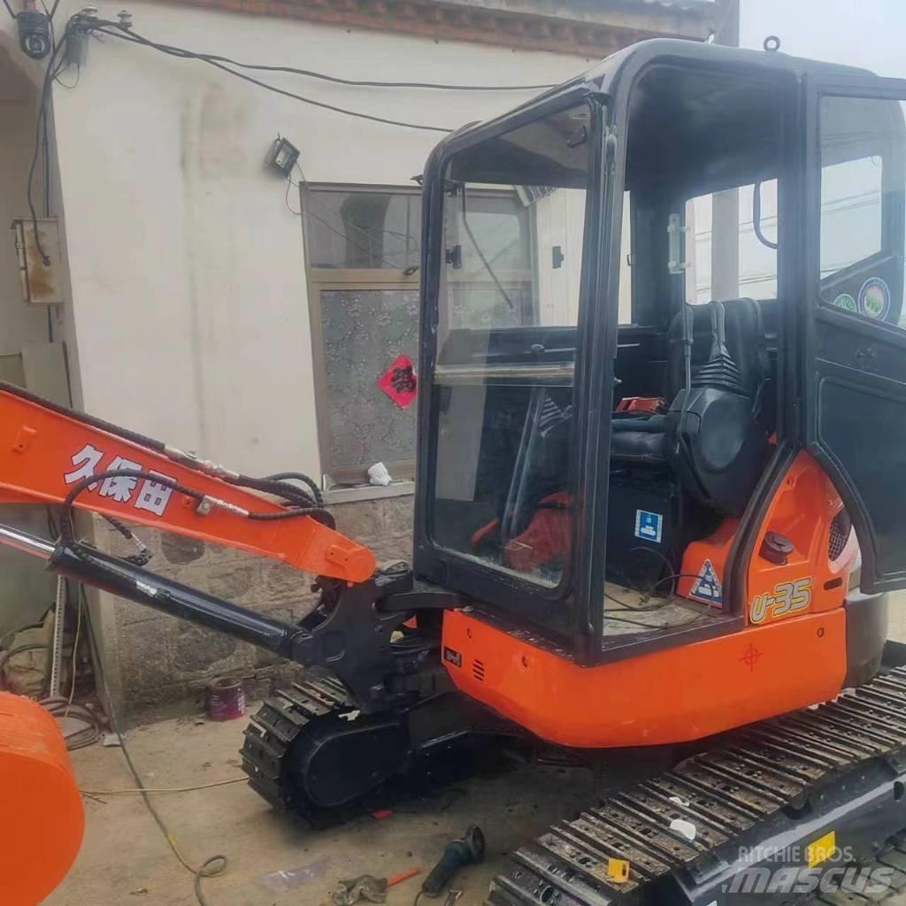 Kubota U 35 小型挖土機/掘鑿機<7t(小型挖掘機)