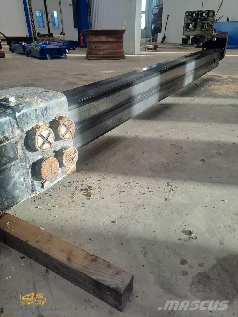 Mesera M241H-103R 收穫起重機