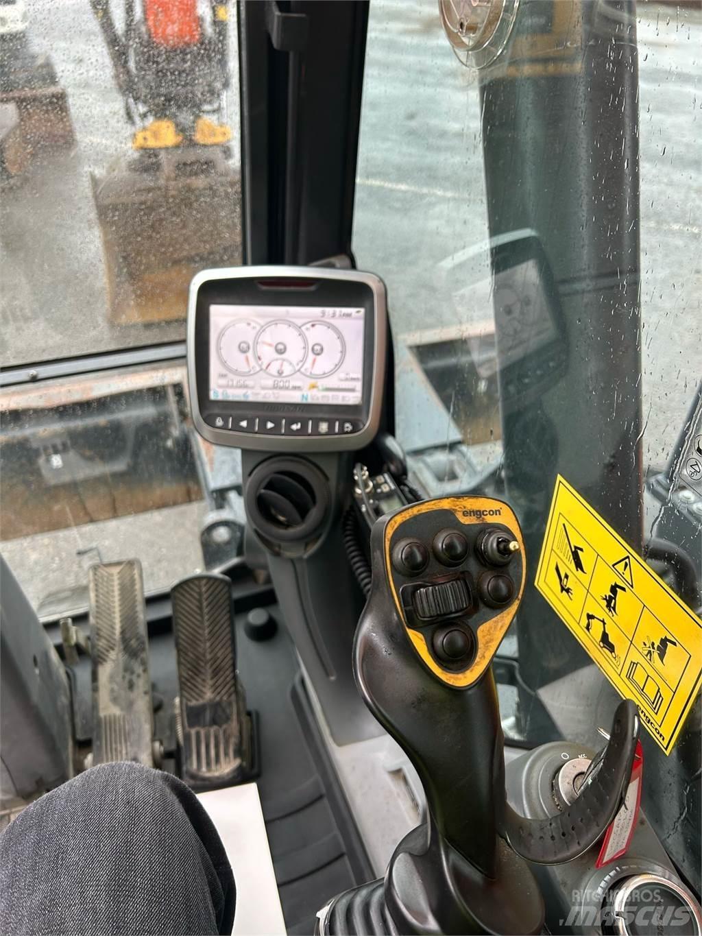 Doosan DX170W-5 履帶式 挖土機/掘鑿機/挖掘機