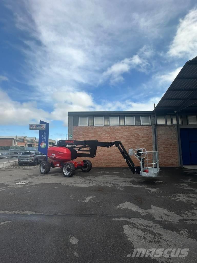 Manitou 180 ATJ 曲臂高空作業車