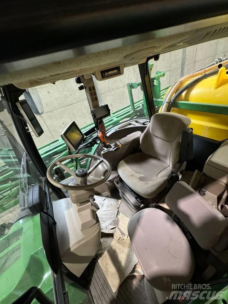 John Deere R4040i 自走式噴霧機
