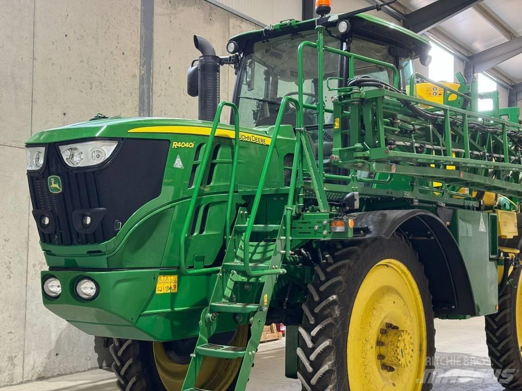 John Deere R4040i 自走式噴霧機
