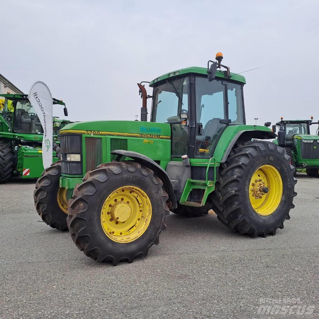 John Deere 7700 曳引機