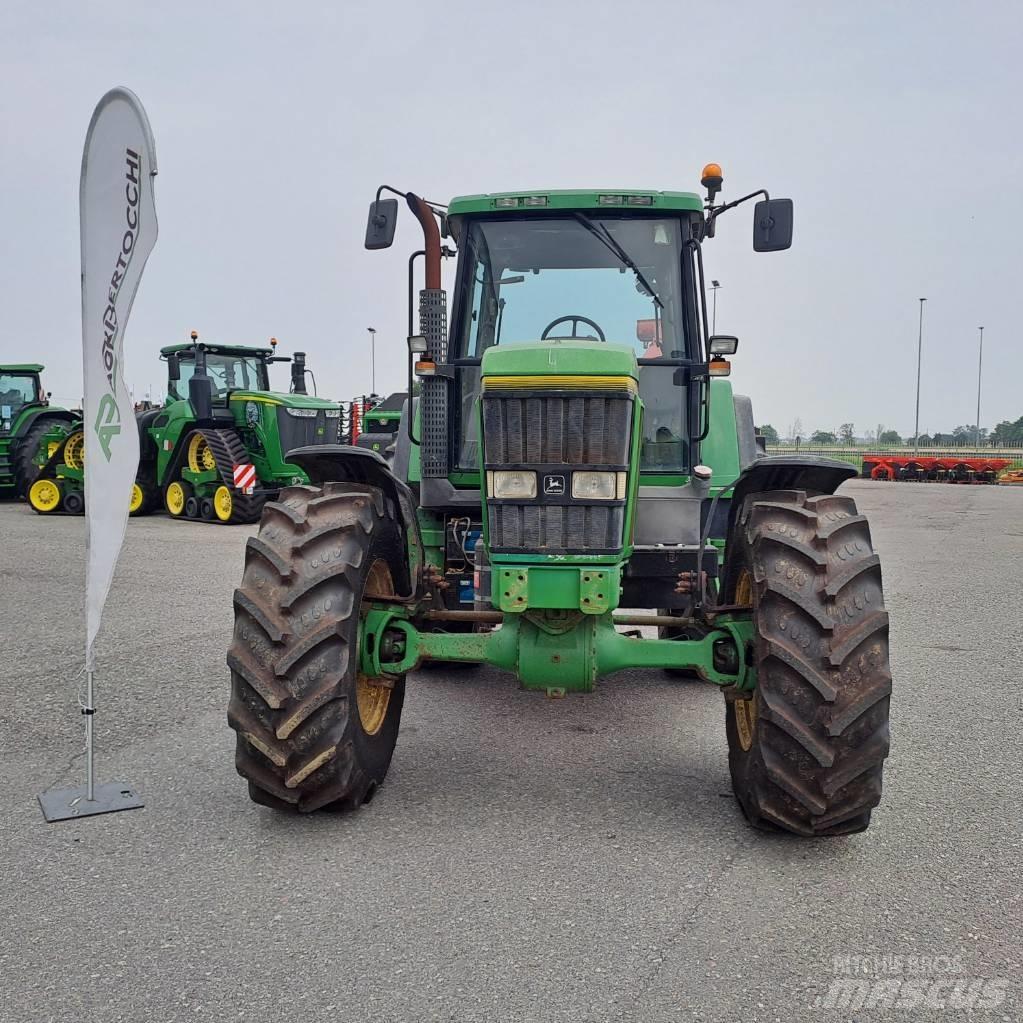 John Deere 7700 曳引機
