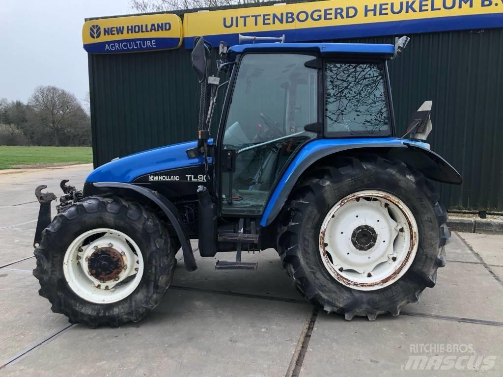 New Holland TL 90 曳引機