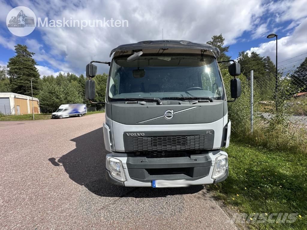 Volvo FL 240 貨箱式卡車