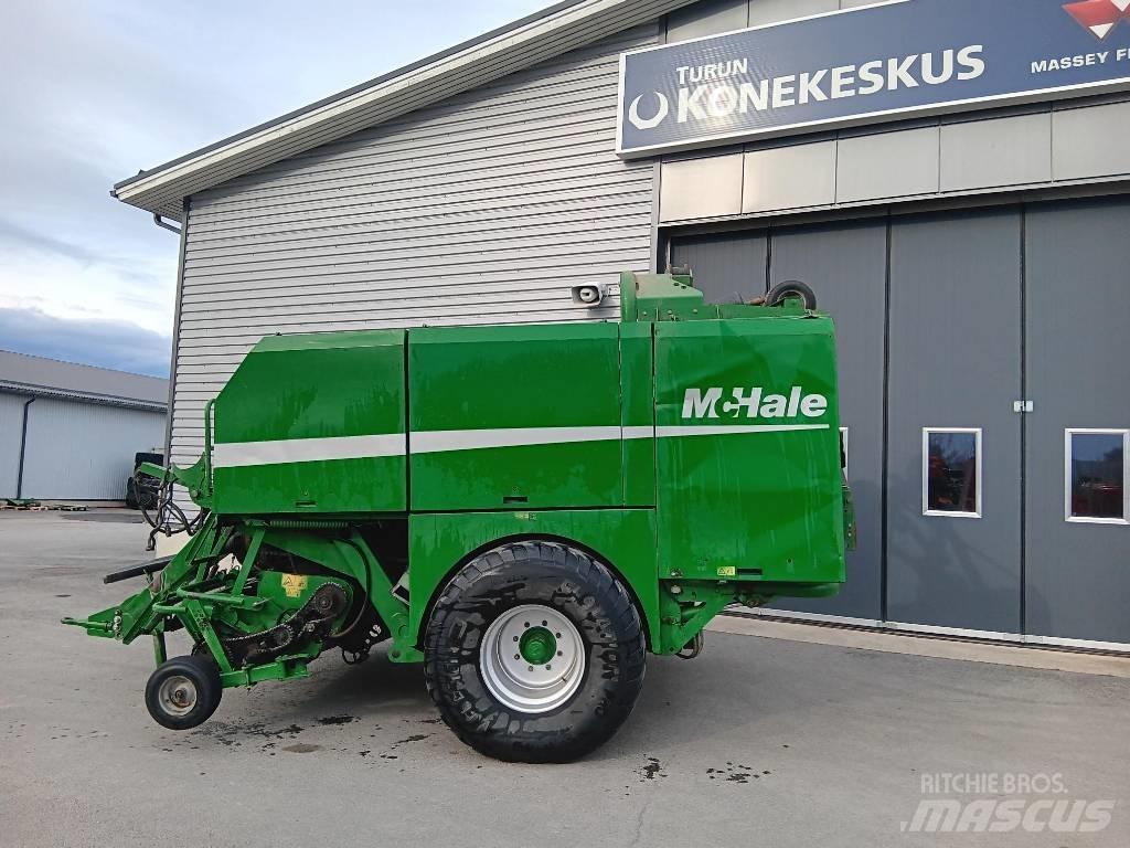 McHale Fusion 1 圓型牧草打包機