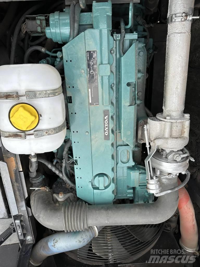 Volvo EC210D 履帶式 挖土機/掘鑿機/挖掘機