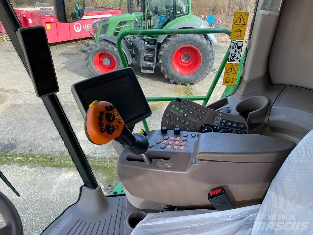 John Deere T560 HM 聯合收穫機
