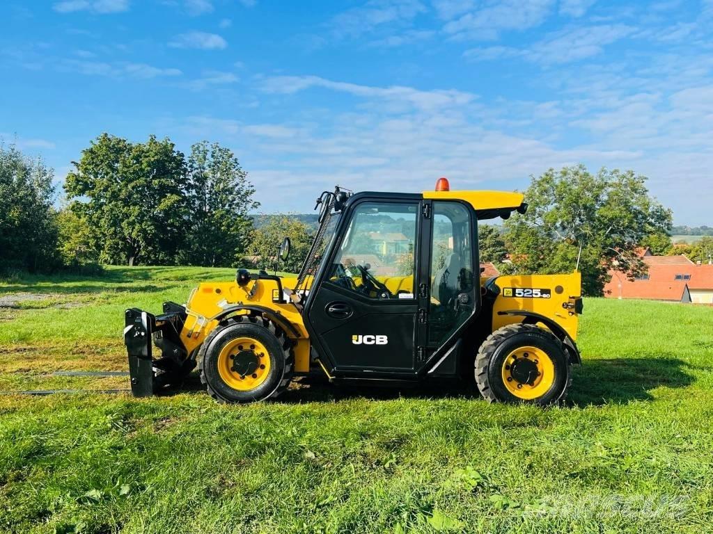 JCB 525-60 伸縮臂操作車