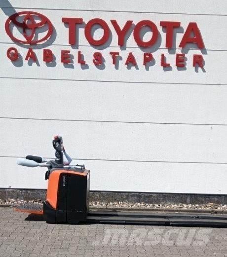 Toyota LPE 250 低架升降機