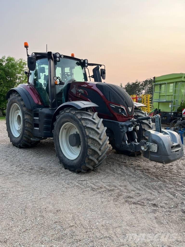Valtra T 254 V 曳引機