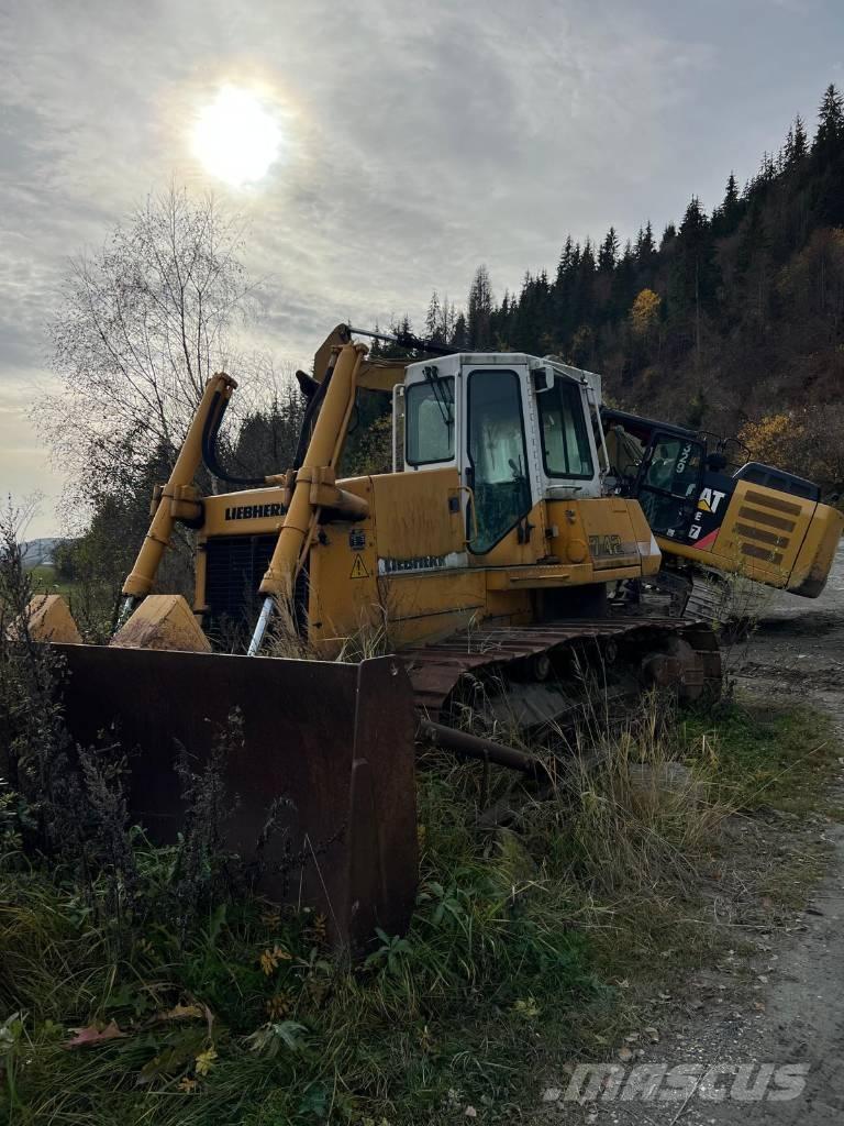 Liebherr 742 底盤和懸架