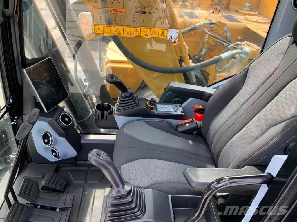 Sany SY 215 C LC 履帶式 挖土機/掘鑿機/挖掘機