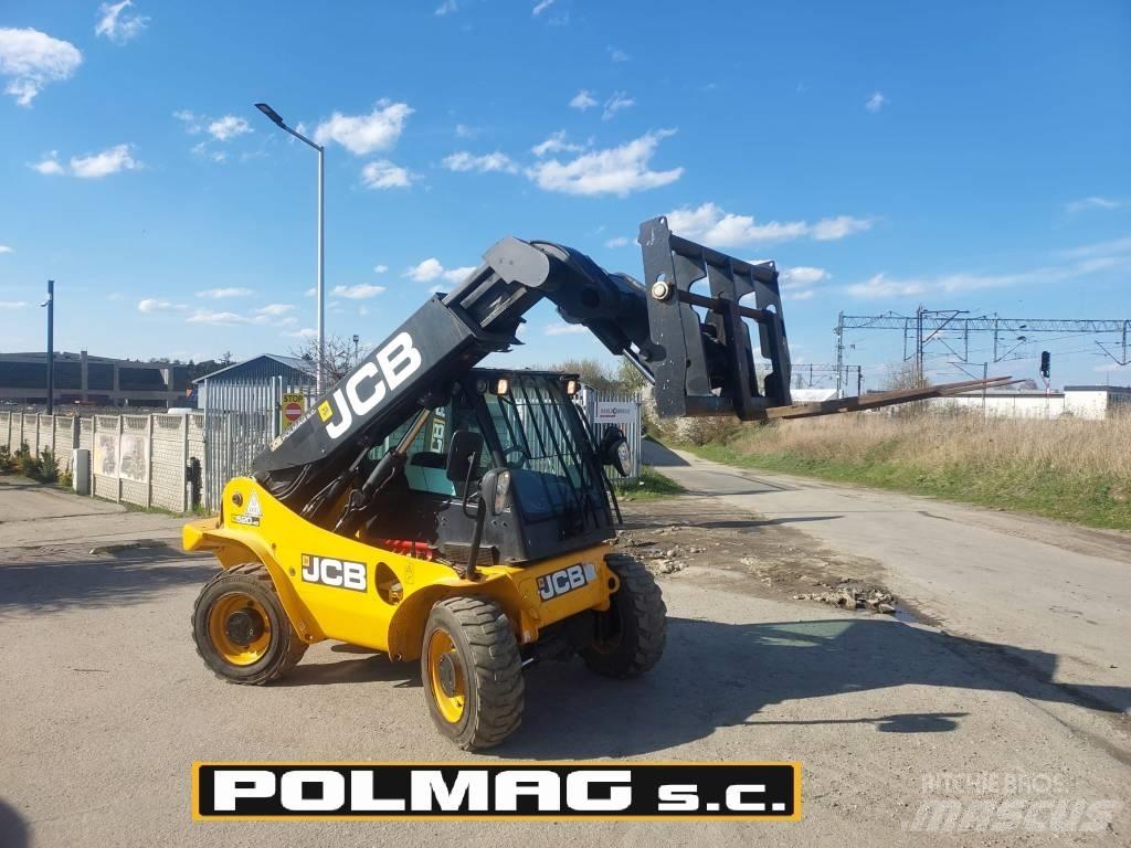 JCB 520-40 伸縮臂操作車