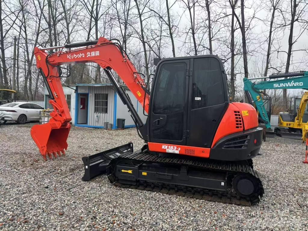Kubota KX 183 小型挖土機/掘鑿機<7t(小型挖掘機)