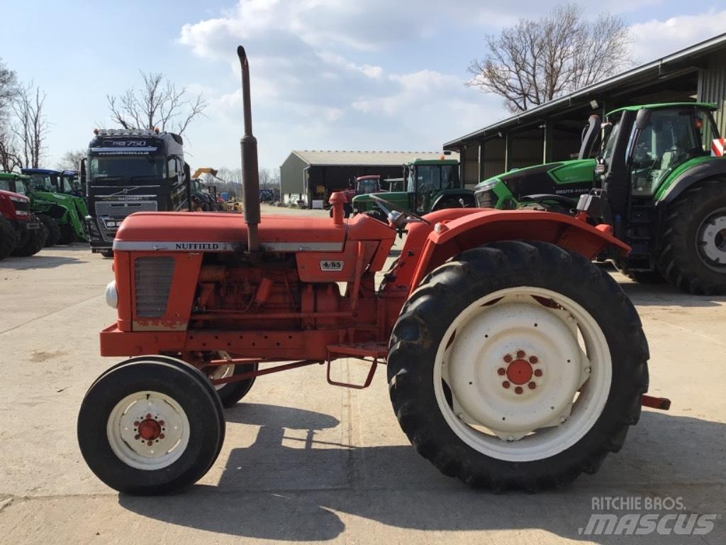 Nuffield 4/65 曳引機