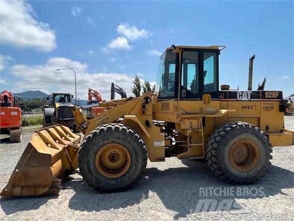CAT 928F 輪胎式裝載機