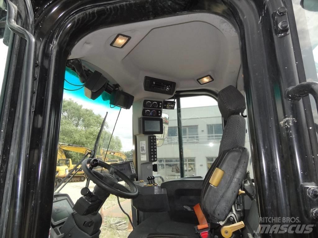 CAT 962 M 輪胎式裝載機