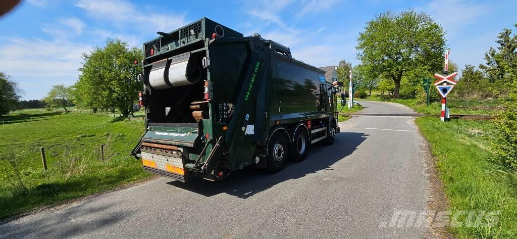 Dennis Elite 垃圾車