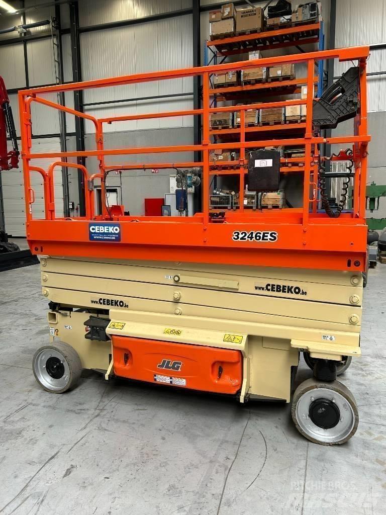 JLG 3246ES 剪式升降機