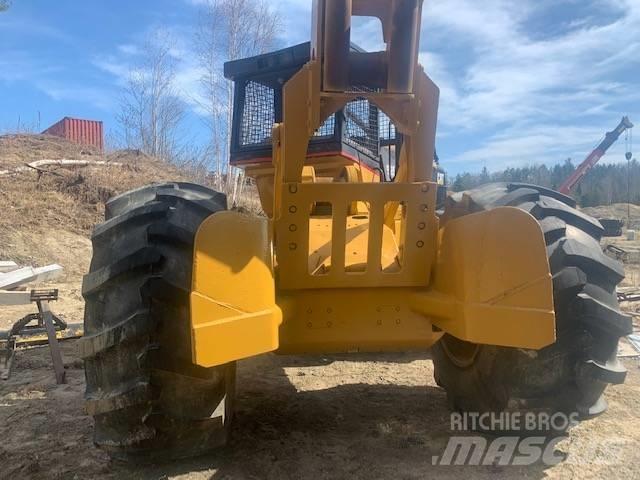 CAT 525B 集材機