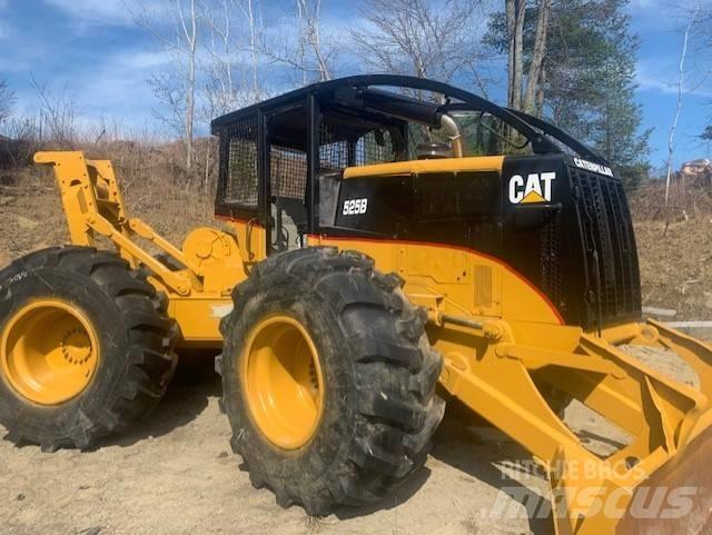 CAT 525B 集材機