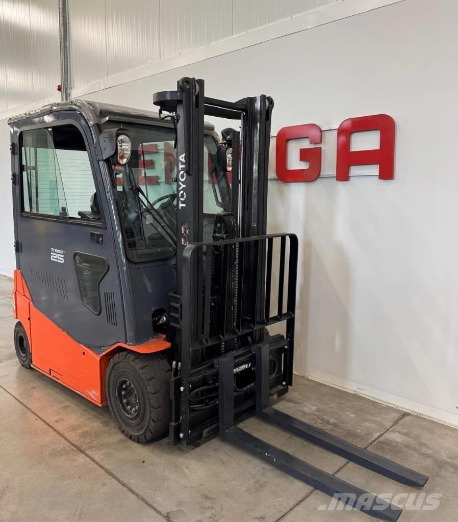 Toyota 10939 - 8FBMT25 電動堆高機