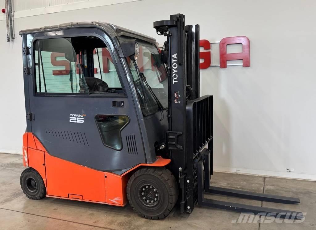 Toyota 10939 - 8FBMT25 電動堆高機