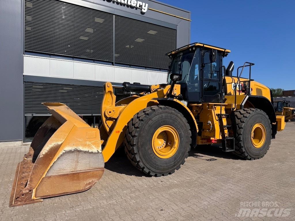 CAT 966 輪胎式裝載機