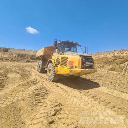 Volvo A 30 E 側卸礦車