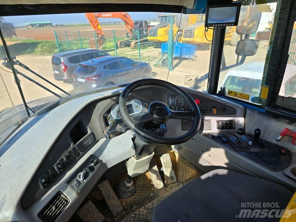 Volvo A 35 G 鉸接式起吊車
