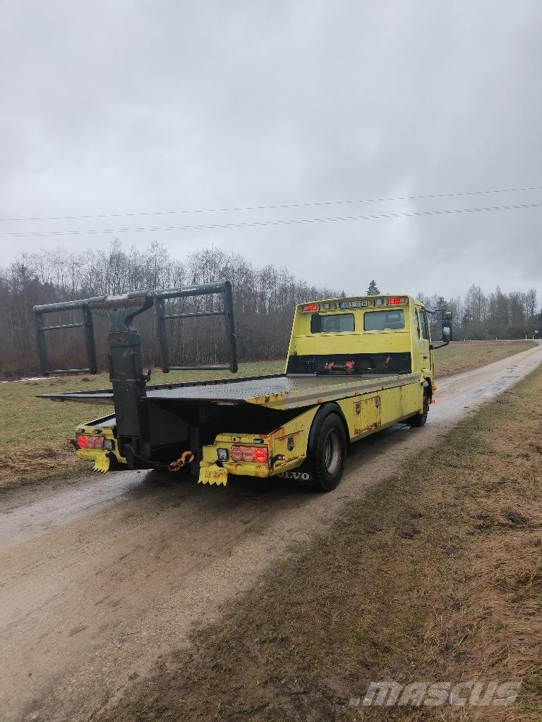 Volvo FL 6 救援車