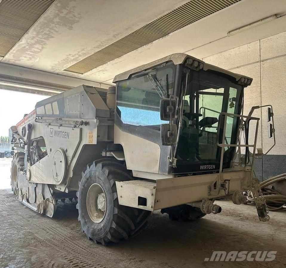 Wirtgen WR250i 瀝青再生設備