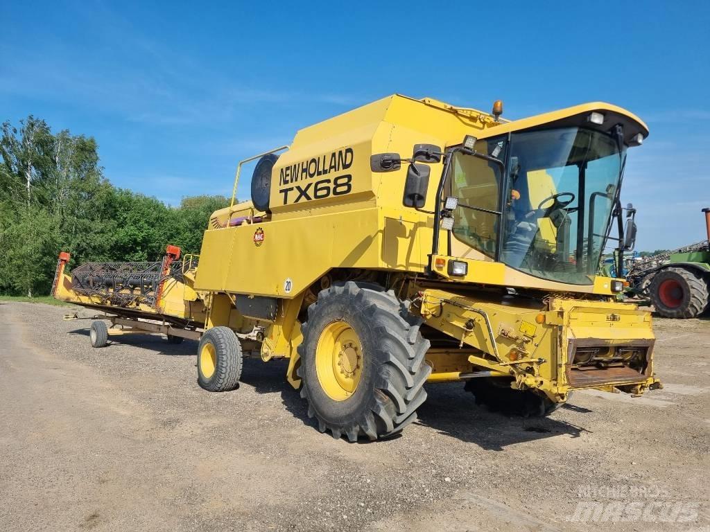 New Holland TX 68 聯合收穫機