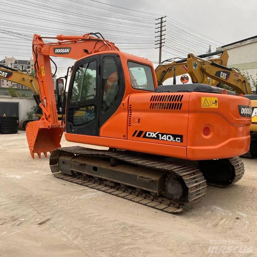Doosan DX 140 LC 履帶式 挖土機/掘鑿機/挖掘機