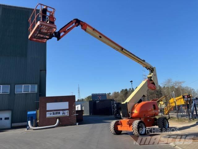 JLG 800 AJ 曲臂高空作業車