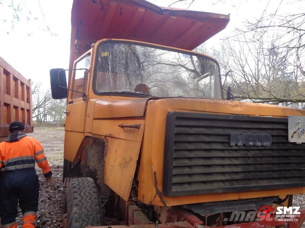 Iveco 330.30 貨櫃框架卡車