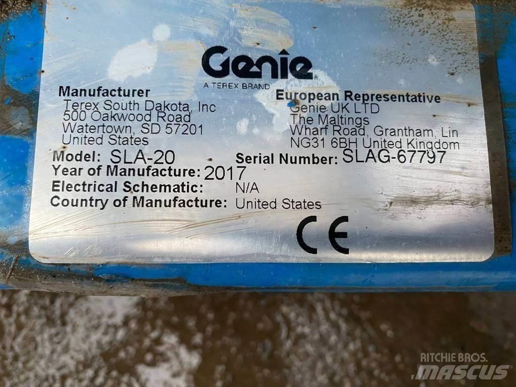 Genie SLA 20 行走控制式堆積機