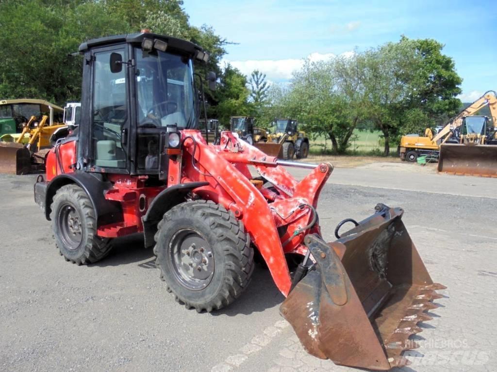 JCB 407 輪胎式裝載機