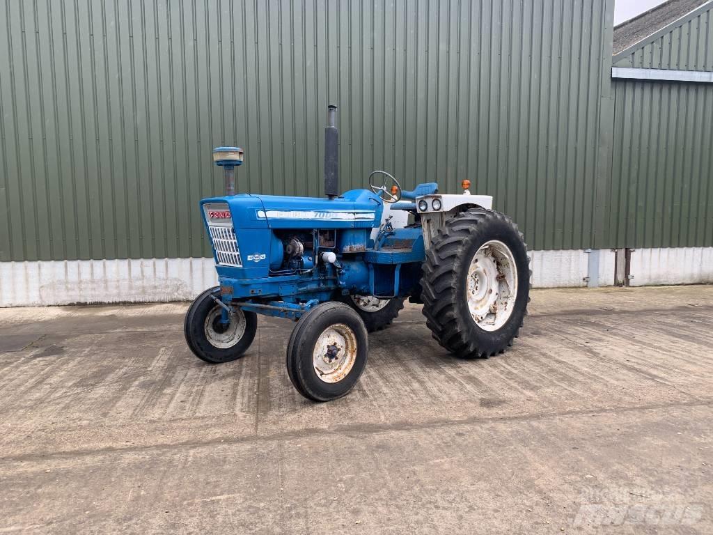 Ford 7000 曳引機