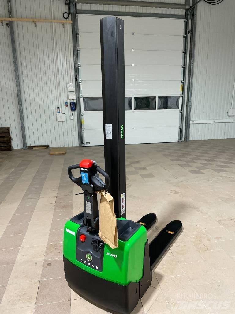 Cesab S 110 行走控制式堆積機