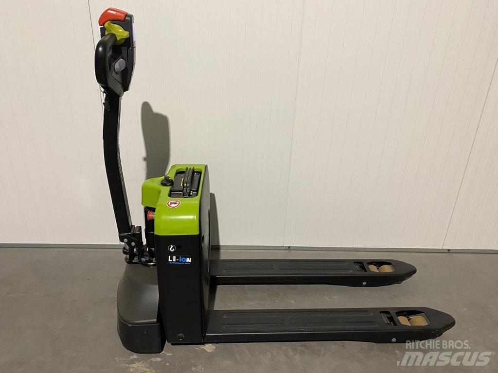 Clark WPio18 手拉式油壓拖板車
