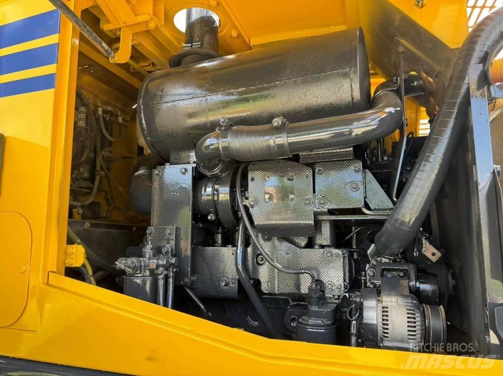 Komatsu WA 320-5 輪胎式裝載機